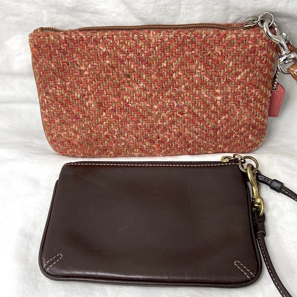 Coach 2 Scary Herringbone Hampton F40792 Wool Tweed Leather & Leather Wristlet - Picture 6 of 16